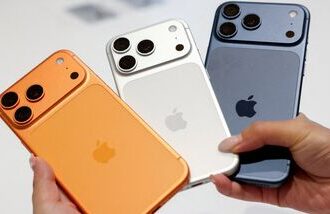 A person holds Apple’s new iPhone 17 series at an Apple Store.