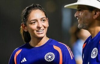 India women's captain Harmanpreet Kaur and head coach Amol Muzumdar.