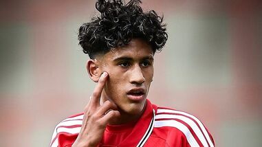 JJ Gabriel on brink of leaving Manchester United