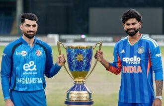 IND vs AFG Live Score, 1st T20I: India's captain Shreyas Iyer (R) and Afghanistan's captain Ibrahim Zadran unveil Friendship Cup trophy.