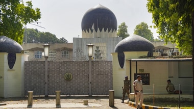File photo of security personnel outside the Pakistan High Commission in New Delhi