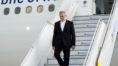 Iranian President Masoud Pezeshkian debarking an aircraft upon his arrival in New Delhi for the 2026 BRICS summit. (@MEAIndia/X via PTI Photo)