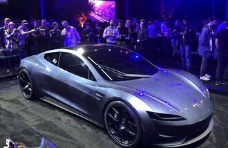 FILE PHOTO: Tesla's new Roadster is unveiled during a presentation in Hawthorne, California, U.S., November 16, 2017.      REUTERS/Alexandria Sage/File Photo
