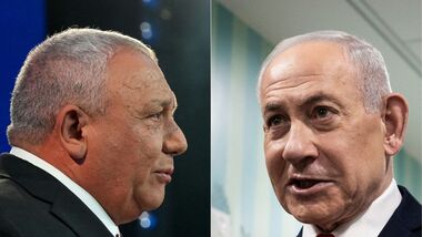 Yashar party leader Gadi Eisenkot (L) and Prime Minister Benjamin Netanyahu.