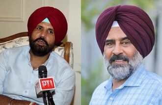 Pargat Singh(R) takes over from Raja Warring (L)