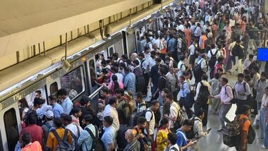 Despite Supreme Court order, Delhi Metro shuts operations: Check full list of affected stations (Photo by Sanchit Khanna/ Hindustan Times/FILE)