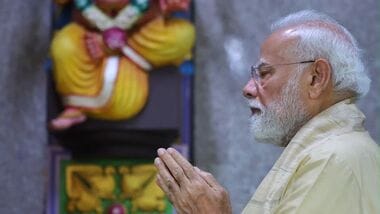 Prime Minister Narendra Modi offering prayers at the Shri Vinayaka Temple in New Delhi on Tuesday.