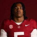 Dijon Lee Jr.'s late personal foul hands Georgia 20-17 win over Alabama