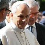 Pope Leo XIV arrives at the Gemelli University Hospital ahead of an operation to remove a lump from his lung, in Rome on October 13, 2026.  (Photo by Alberto PIZZOLI / AFP)