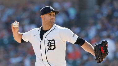 DETROIT, MI - SEPTEMBER 27: Jack Flaherty #9 of the Detroit Tigers pitches against the Pittsburgh Pirates during the fifth inning at Comerica Park on September 27, 2026 in Detroit, Michigan.   Duane Burleson/Getty Images/AFP (Photo by Duane Burleson / GETTY IMAGES NORTH AMERICA / Getty Images via AFP)