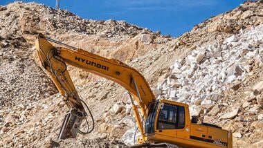 Govt to review 2019 mineral policy.