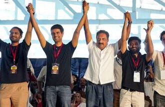 Bengaluru: Cockroach Janta Party (CJP) founder Abhijeet Dipke, YouTuber Dhruv Rathee, actor-activist Prakash Raj, and others hold hands during a protest against CEC Gyanesh Kumar over the Special Intensive Revision (SIR) of electoral rolls, in Bengaluru, Thursday, Oct. 8, 2026. (PTI Photo/Shailendra Bhojak)(PTI10_08_2026_000076B)