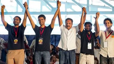 Bengaluru: Cockroach Janta Party (CJP) founder Abhijeet Dipke, YouTuber Dhruv Rathee, actor-activist Prakash Raj, and others hold hands during a protest against CEC Gyanesh Kumar over the Special Intensive Revision (SIR) of electoral rolls, in Bengaluru, Thursday, Oct. 8, 2026. (PTI Photo/Shailendra Bhojak)(PTI10_08_2026_000076B)
