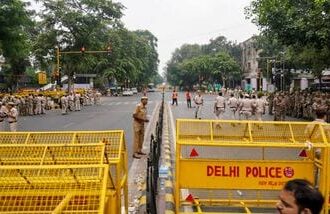 New Delhi: Security personnel keep vigil as heavy police deployment and entry restrictions are enforced ahead of a planned protest by Cockroach Janta Party (CJP) members, in New Delhi, Saturday, Oct. 10, 2026. (PTI Photo)(PTI10_10_2026_000069A)