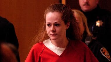 FILE PHOTO: A picture taken on December 4, 2007 shows death row inmate Christa Pike entering a Knox County Criminal Court in Knoxville, Tennessee, US., obtained by Reuters on September 30, 2026.  J. Miles Cary/ Knoxville News Sentinel/USA TODAY NETWORK via REUTERS NO RESALES. NO ARCHIVES. MANDATORY CREDIT./File Photo
