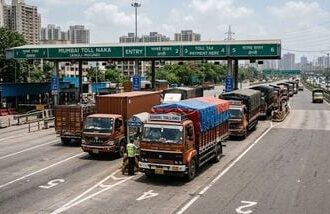 Discount journey smart cards will be made available to eligible commercial vehicle operators at the toll plazas. (AI-generated image for representational purposes only)