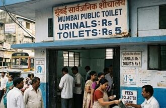 Mumbai may end free urinal access (AI-generated image for representational purposes only)