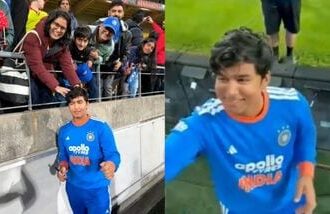 Vaibhav Sooryavanshi obliged fan's request for autographs after India's third T20I win over New Zealand in Wellington.